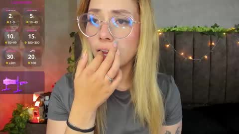 Lana online show from March 6, 5:57 am