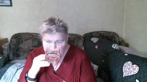 lanacat555 online show from April 3, 6:17 pm