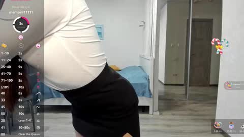 Snapshot of lanalandd chatting on March 5, 1:17 pm Lana online show from March 5, 1:17 pm