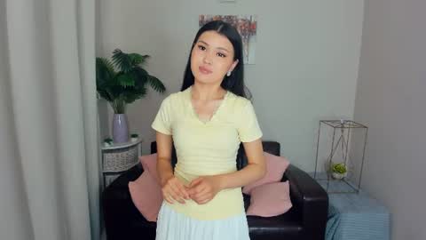 Lana online show from June 22, 8:00 am