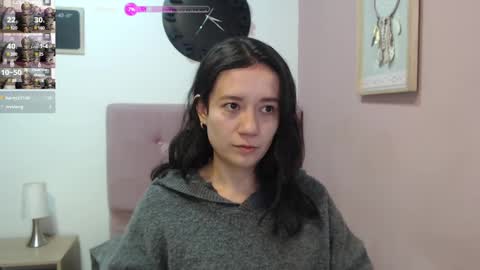 Lanna online show from January 16, 1:25 pm