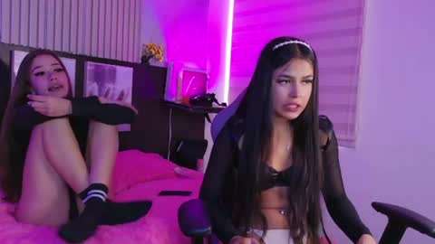 lara_as online show from June 10, 2:49 pm