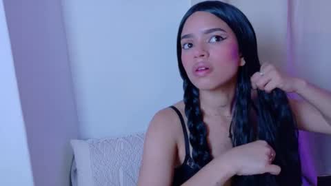 Lara Gill online show from September 13, 1:52 pm