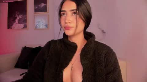 Snapshot of lara_madisson chatting on October 5, 6:18 am Lara Madisson online show from October 5, 6:18 am