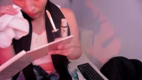 Snapshot of lara_madisson chatting on September 18, 7:07 am Lara Madisson online show from September 18, 7:07 am
