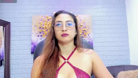 Snapshot of lara_martin chatting on September 24, 12:04 pm 700 200 online show from September 24, 12:04 pm