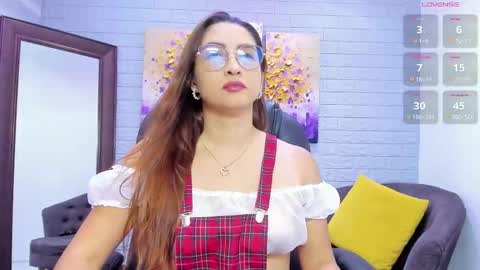      700  200   online show from March 21, 7:52 pm