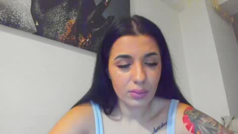 Snapshot of lara_squirtx chatting on January 10, 2:35 am Lara online show from January 10, 2:35 am