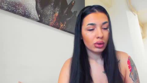 Snapshot of lara_squirtx chatting on February 3, 8:02 am Lara online show from February 3, 8:02 am