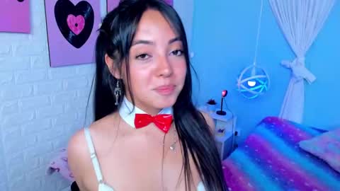 lara online show from October 13, 8:22 pm