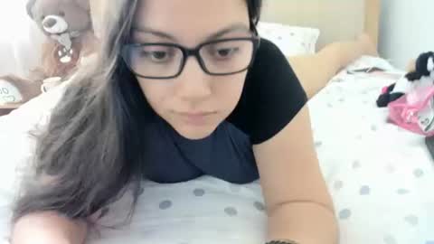 Snapshot of laracamille chatting on September 11, 6:19 pm lara online show from September 11, 6:19 pm