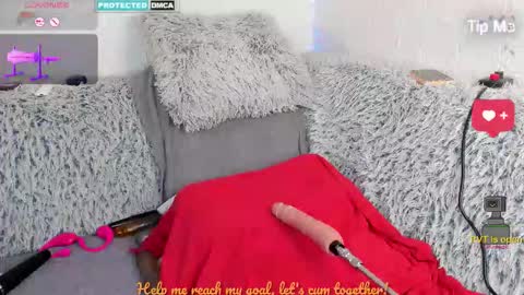 Lara online show from November 11, 11:35 pm