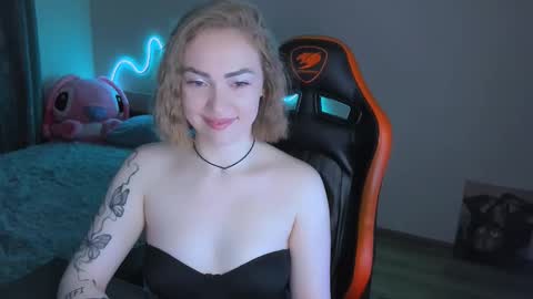 LaraKrein lk online show from March 20, 3:50 pm