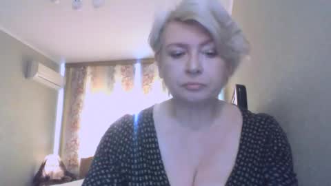 laramrs online show from March 22, 7:58 am