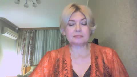 laramrs online show from October 16, 4:53 pm