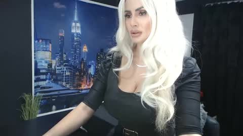 laras_moans online show from January 13, 9:52 am