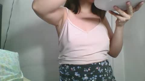 Snapshot of laricemsbest chatting on February 6, 11:31 am Larice online show from February 6, 11:31 am