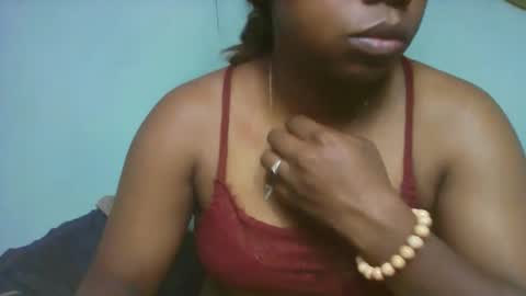 larissa645771 online show from March 24, 5:40 pm