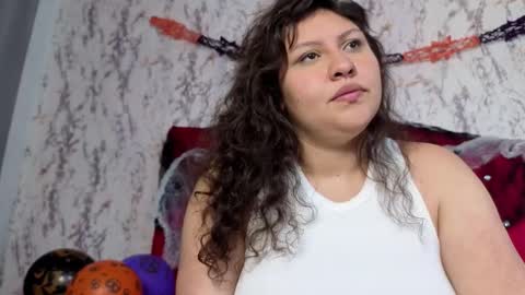 larissa_antonella online show from October 19, 4:58 am