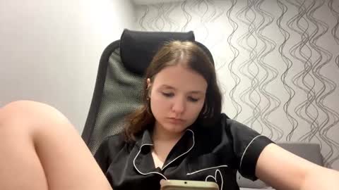 Mila online show from May 22, 7:34 pm