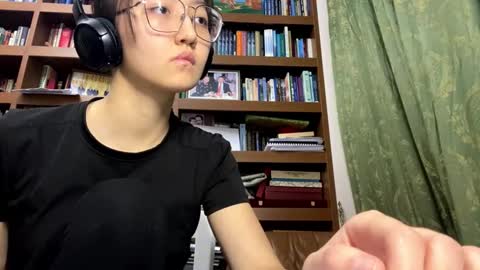 Aiko online show from December 15, 2:33 pm