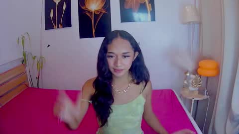 latina_kia online show from December 15, 9:25 am