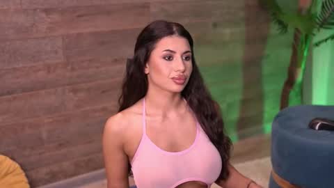 Latina online show from September 29, 4:56 pm