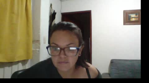 Laura online show from May 31, 1:55 am