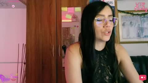 laujgray online show from March 9, 7:39 pm