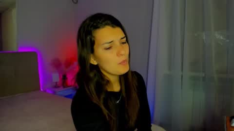 Laura online show from September 27, 7:04 am