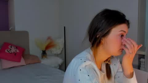 Laura online show from February 10, 6:20 am