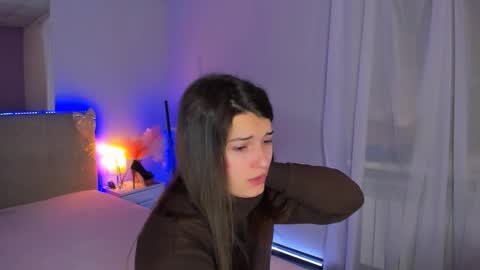 Laura online show from February 10, 6:27 am