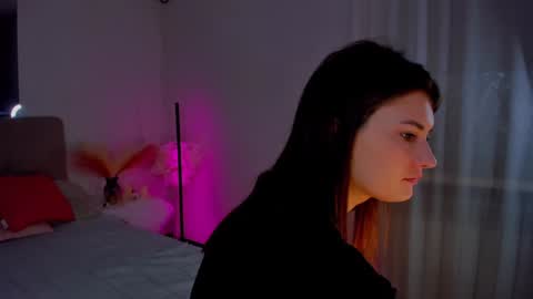 Laura online show from February 1, 6:21 am