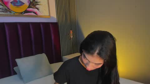 Laura online show from May 29, 12:14 pm