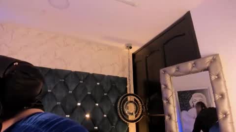 Laura Bassi online show from September 12, 4:13 am