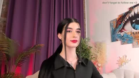 Laura online show from May 3, 8:56 pm