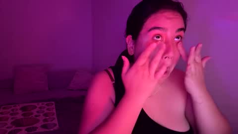 laura online show from February 25, 2:54 am