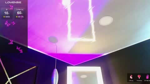 Laura online show from February 11, 1:09 pm