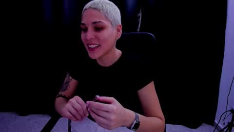 Snapshot of laura_r23 chatting on September 15, 8:16 pm Laura Rose online show from September 15, 8:16 pm
