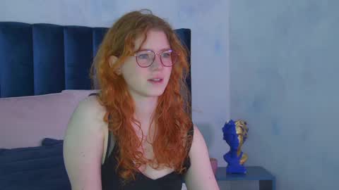 Laura online show from April 22, 4:37 pm