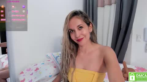 Laura online show from November 29, 1:09 am