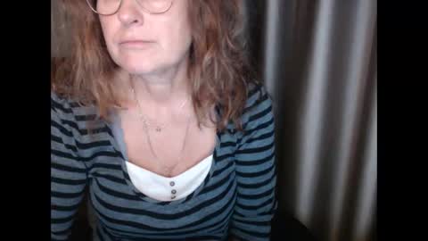 Lauraoven1 online show from October 21, 5:06 pm