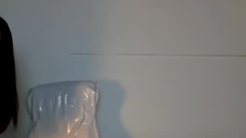 Lauren online show from March 29, 6:29 pm