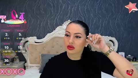 Laura online show from March 6, 9:03 am