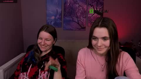 Laure online show from February 7, 12:20 pm