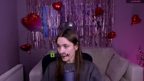 Laure online show from February 17, 4:39 pm