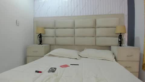 Lauren  online show from March 25, 3:37 pm