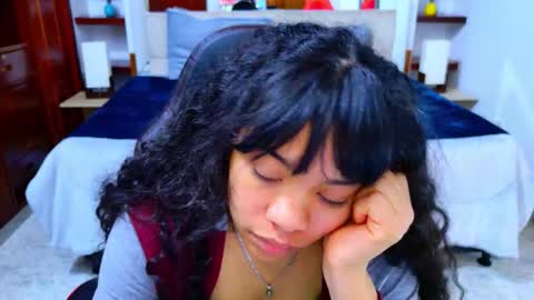 laurent online show from November 22, 3:31 am