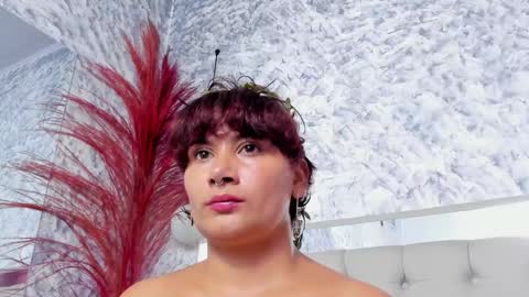 Laurent  online show from February 16, 11:10 am