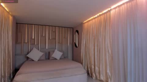 Lau  online show from November 19, 3:28 am